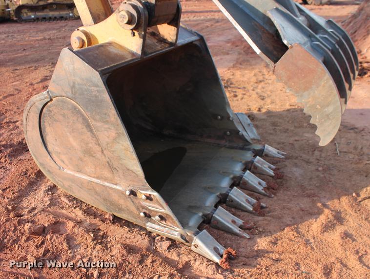 image for item DD5245 2008 Caterpillar 320D L excavator