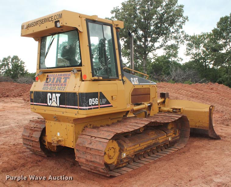 image for item DD5246 2006 Caterpillar D5G LGP dozer