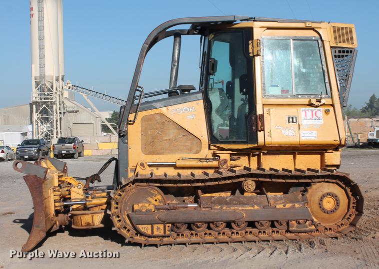 image for item DD5250 2004 John Deere 650H XLT dozer