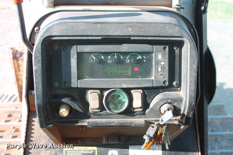 image for item DD5250 2004 John Deere 650H XLT dozer