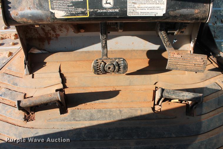 image for item DD5250 2004 John Deere 650H XLT dozer