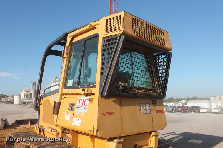 image for item DD5250 2004 John Deere 650H XLT dozer