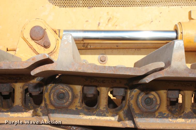 image for item DD5250 2004 John Deere 650H XLT dozer