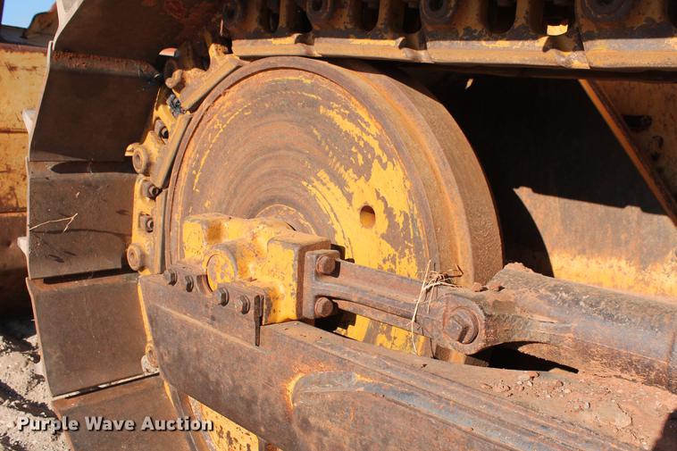 image for item DD5250 2004 John Deere 650H XLT dozer