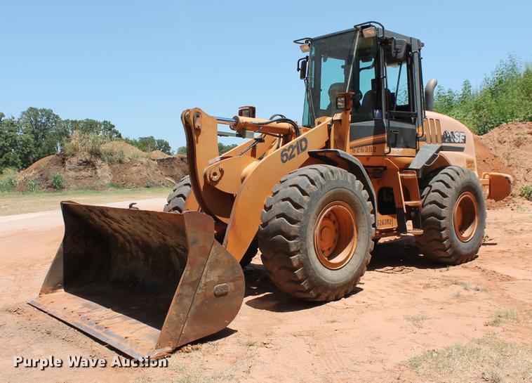 image for item DD5253 2004 Case 621D wheel loader