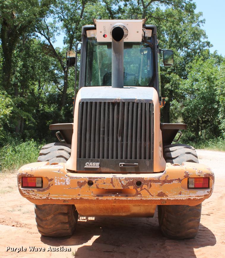 image for item DD5253 2004 Case 621D wheel loader