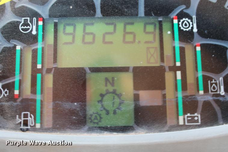 image for item DD5253 2004 Case 621D wheel loader