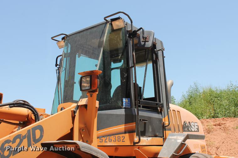 image for item DD5253 2004 Case 621D wheel loader