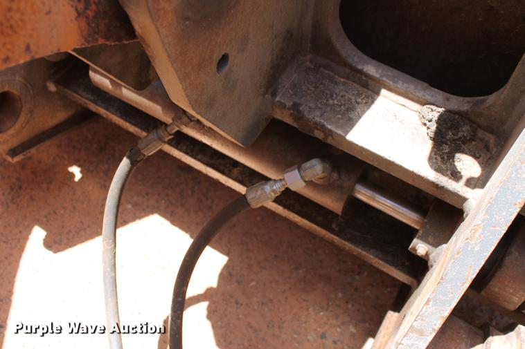 image for item DD5253 2004 Case 621D wheel loader