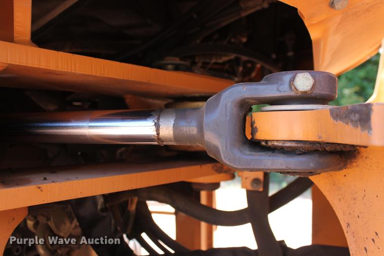 image for item DD5253 2004 Case 621D wheel loader