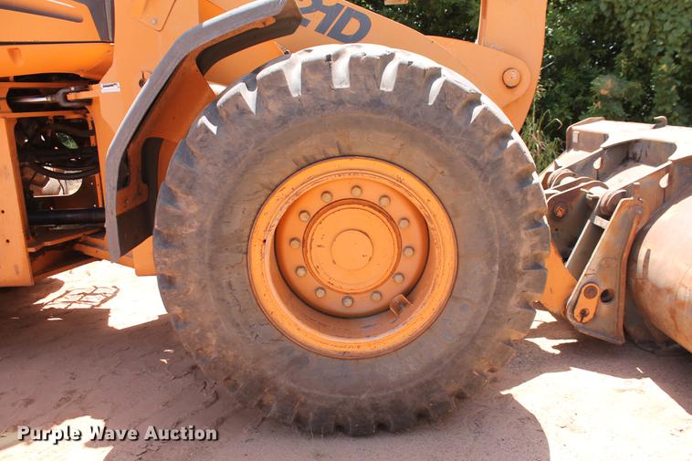 image for item DD5253 2004 Case 621D wheel loader
