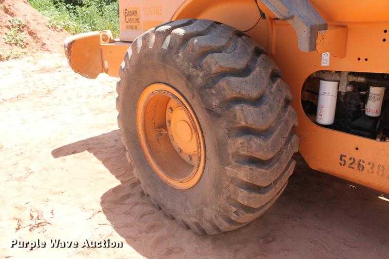 image for item DD5253 2004 Case 621D wheel loader