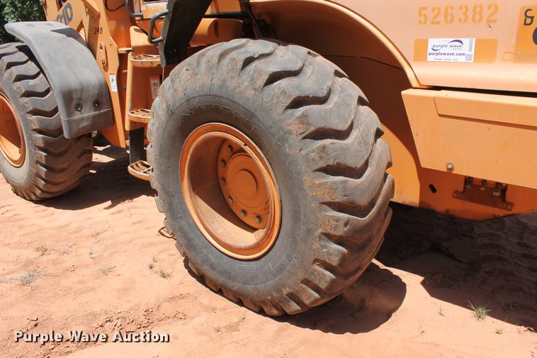 image for item DD5253 2004 Case 621D wheel loader