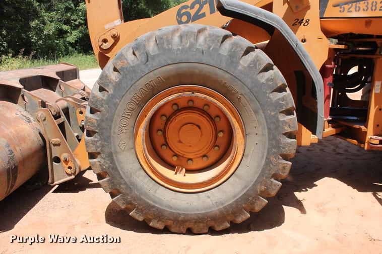 image for item DD5253 2004 Case 621D wheel loader