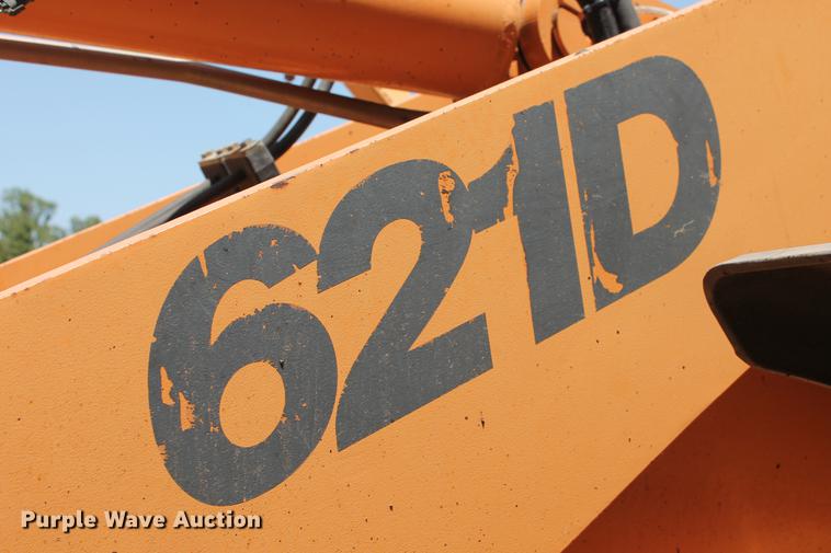 image for item DD5253 2004 Case 621D wheel loader