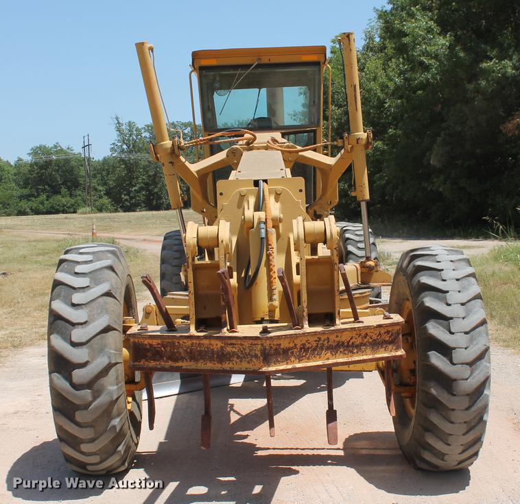 image for item DD5254 1987 John Deere 770B motor grader