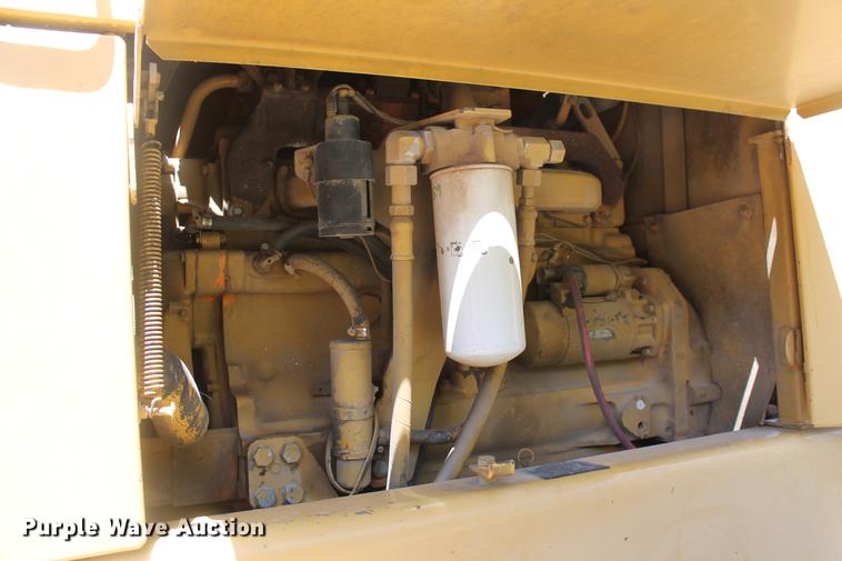 image for item DD5254 1987 John Deere 770B motor grader