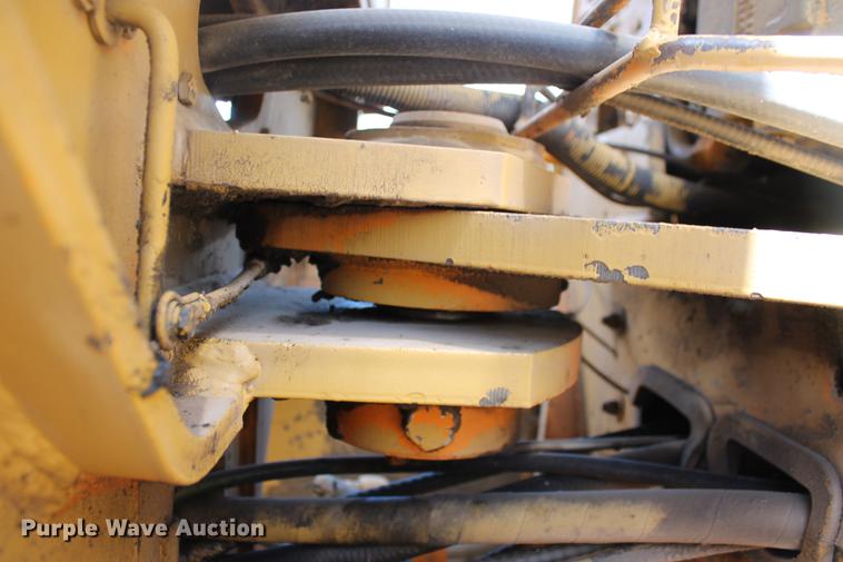 image for item DD5254 1987 John Deere 770B motor grader