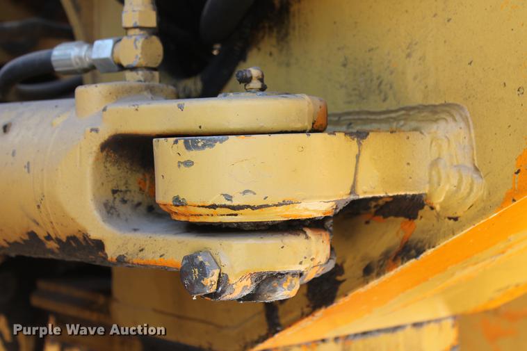 image for item DD5254 1987 John Deere 770B motor grader