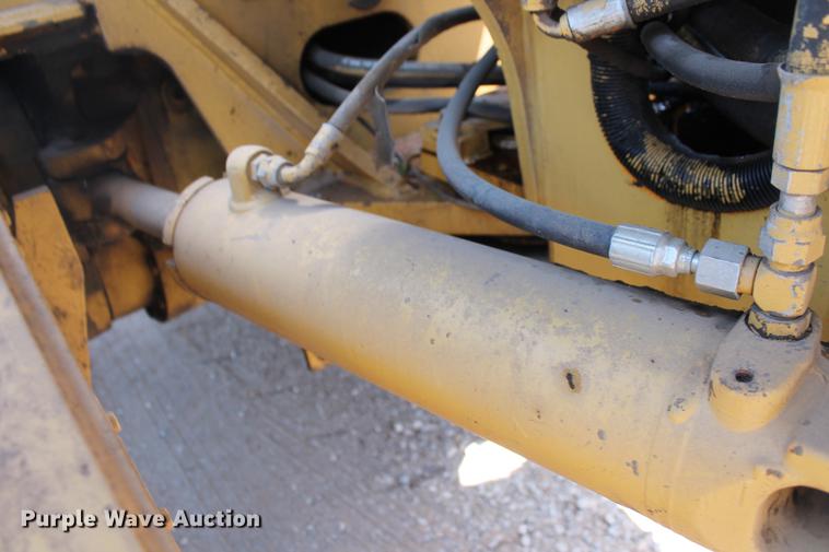 image for item DD5254 1987 John Deere 770B motor grader