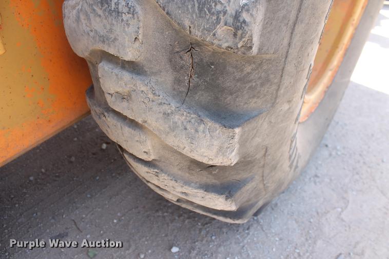 image for item DD5254 1987 John Deere 770B motor grader