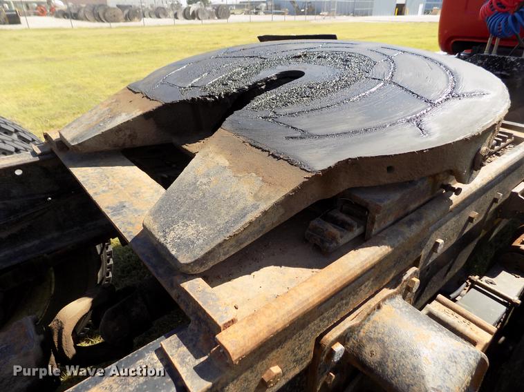 image for item DD5766 1986 Mack Econodyne R688ST semi truck