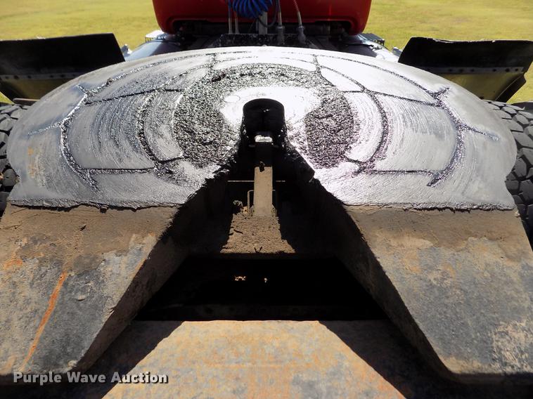 image for item DD5766 1986 Mack Econodyne R688ST semi truck