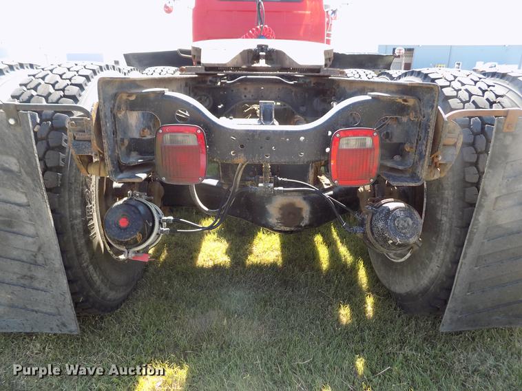 image for item DD5766 1986 Mack Econodyne R688ST semi truck