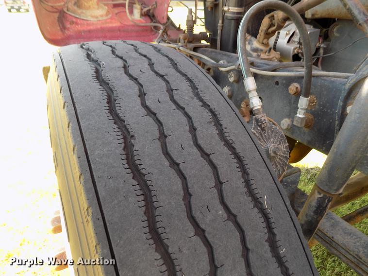 image for item DD5766 1986 Mack Econodyne R688ST semi truck