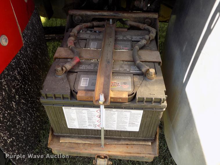 image for item DD5766 1986 Mack Econodyne R688ST semi truck