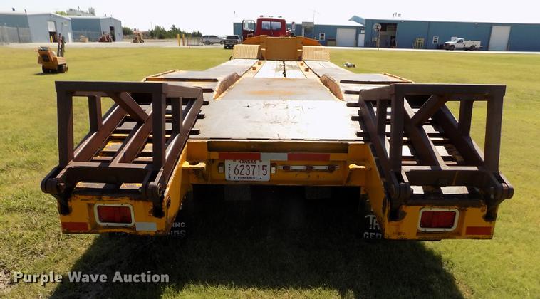 image for item DD5767 1979 Transport CR-25YF equipment trailer