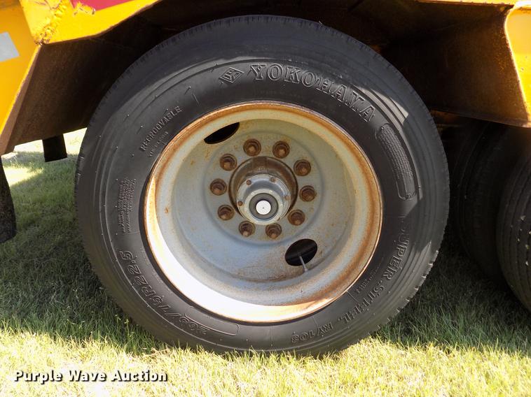 image for item DD5767 1979 Transport CR-25YF equipment trailer