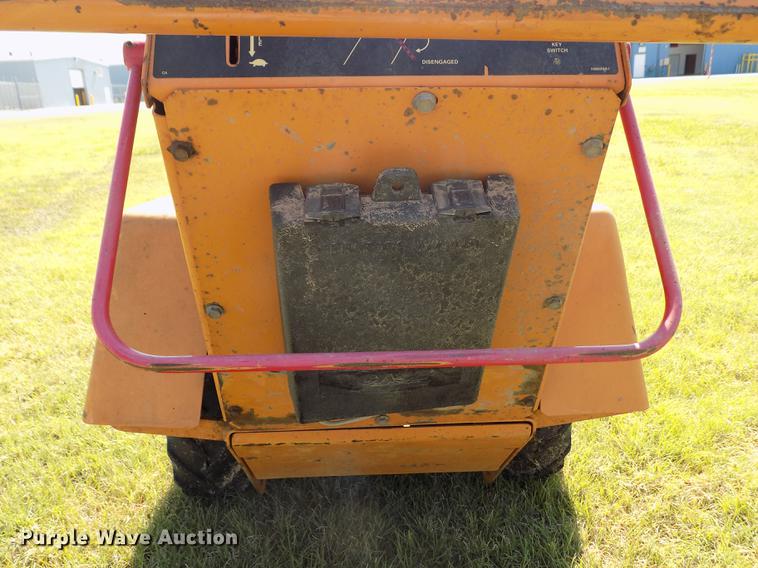 image for item DD5768 2000 Case 60 trencher