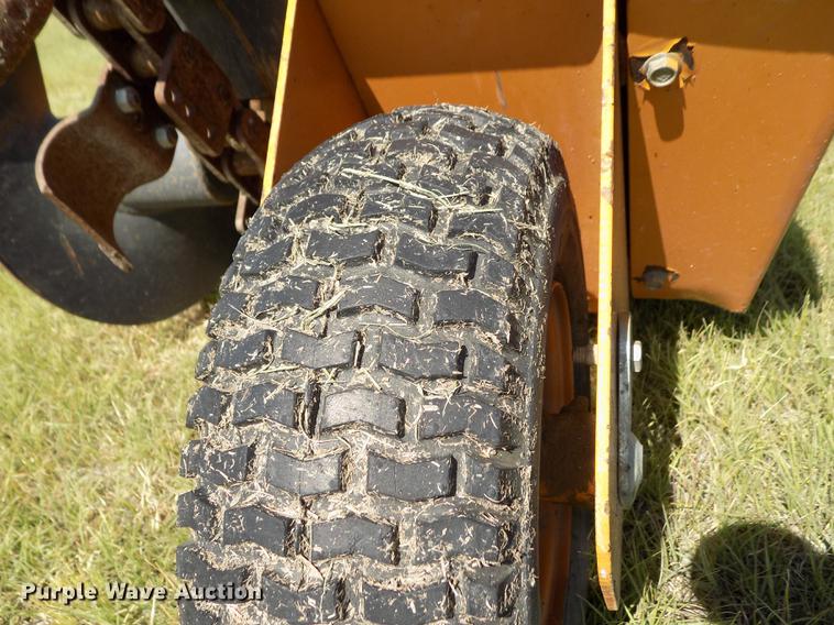 image for item DD5768 2000 Case 60 trencher