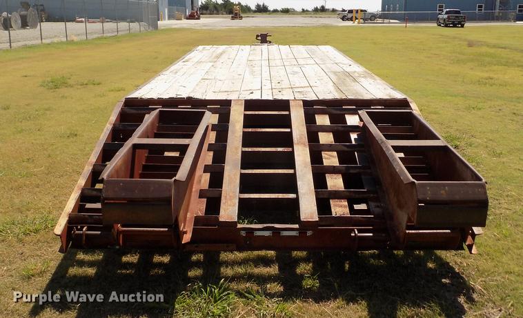 image for item DD5770 1988 Belshe T-9 equipment trailer