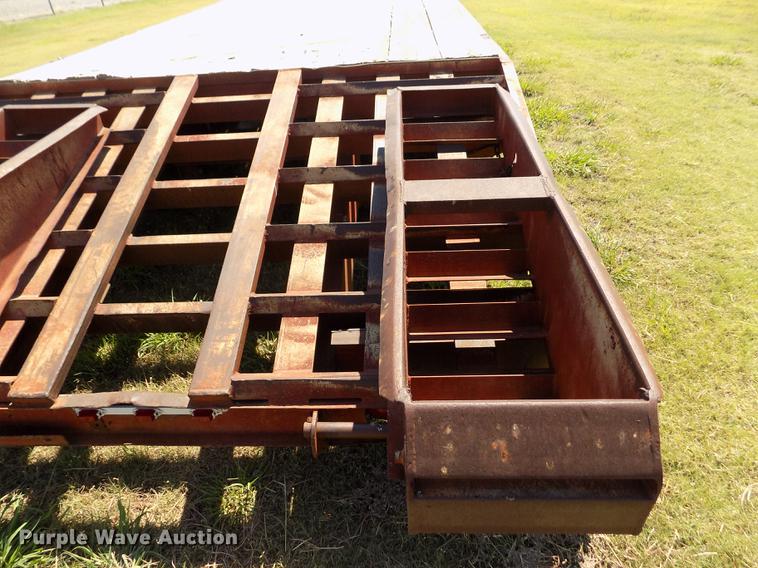 image for item DD5770 1988 Belshe T-9 equipment trailer