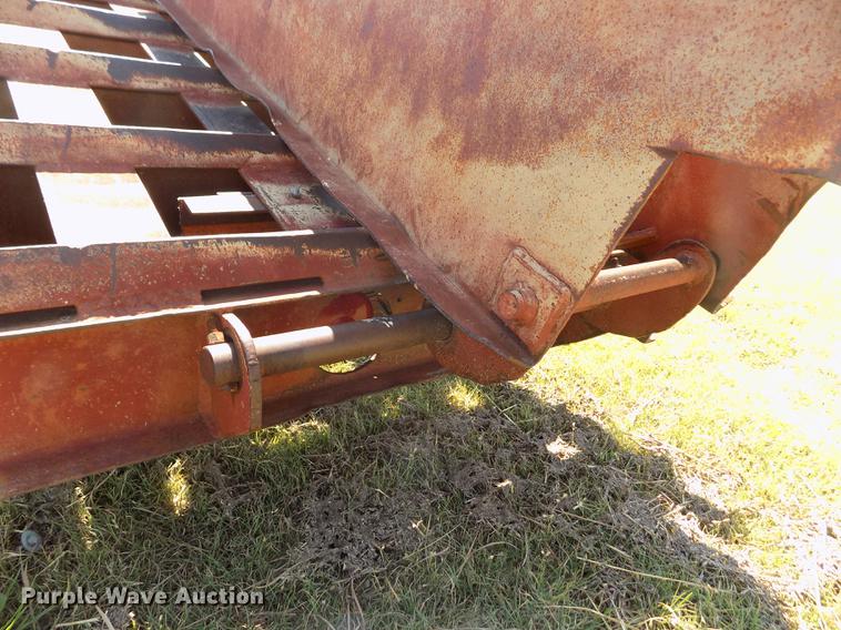 image for item DD5770 1988 Belshe T-9 equipment trailer