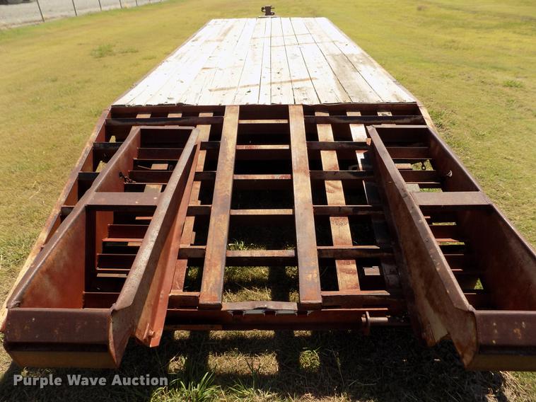 image for item DD5770 1988 Belshe T-9 equipment trailer