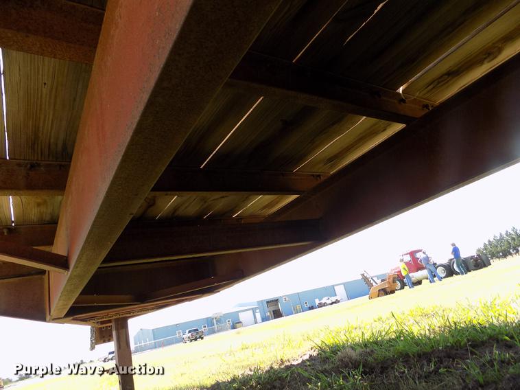 image for item DD5770 1988 Belshe T-9 equipment trailer