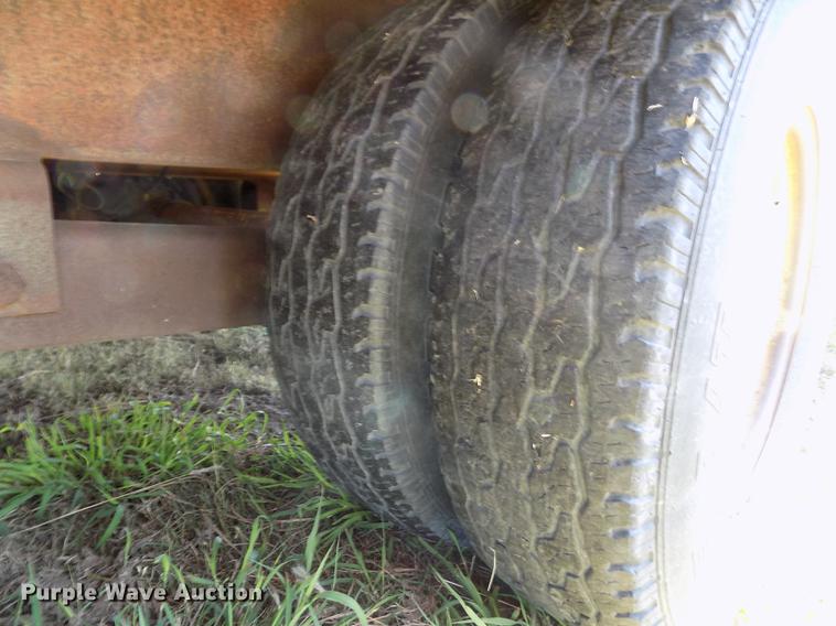 image for item DD5770 1988 Belshe T-9 equipment trailer