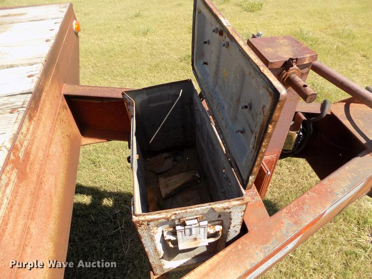 image for item DD5770 1988 Belshe T-9 equipment trailer