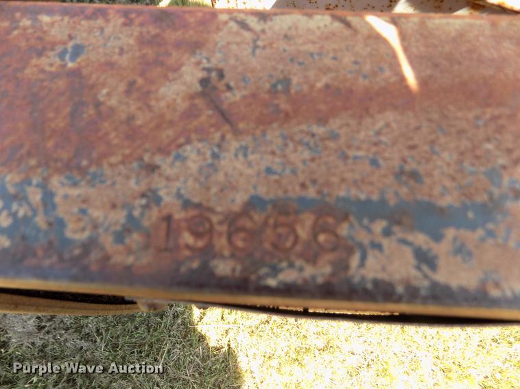 image for item DD5770 1988 Belshe T-9 equipment trailer