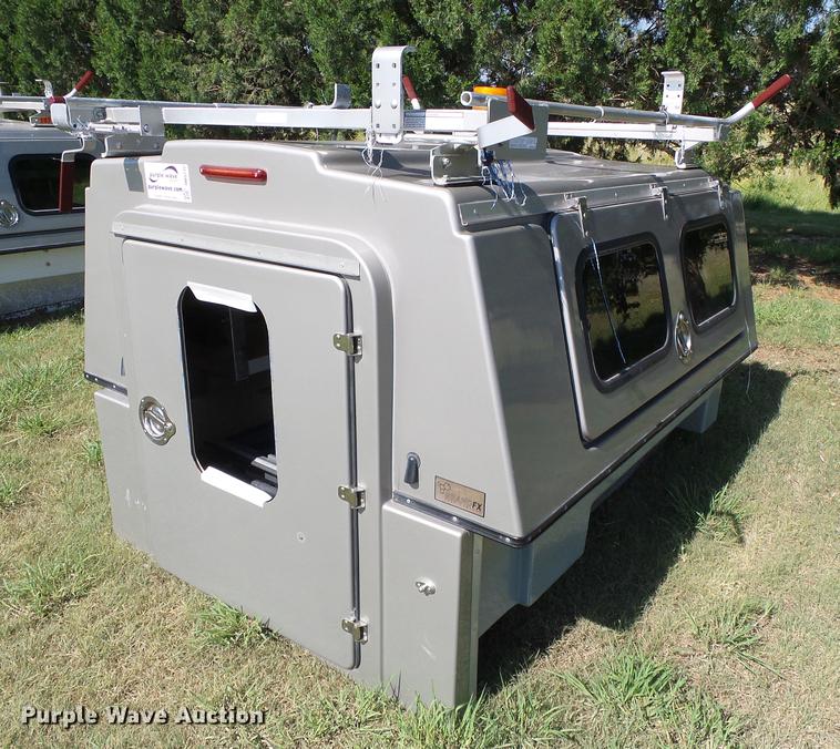 image for item DD5772 FX fiberglass topper