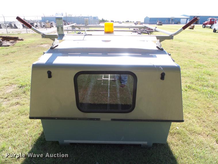 image for item DD5772 FX fiberglass topper