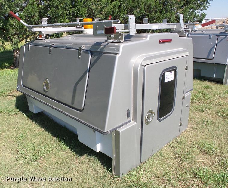 image for item DD5773 FX fiberglass topper