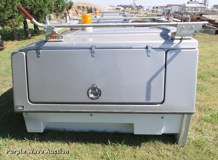 image for item DD5773 FX fiberglass topper