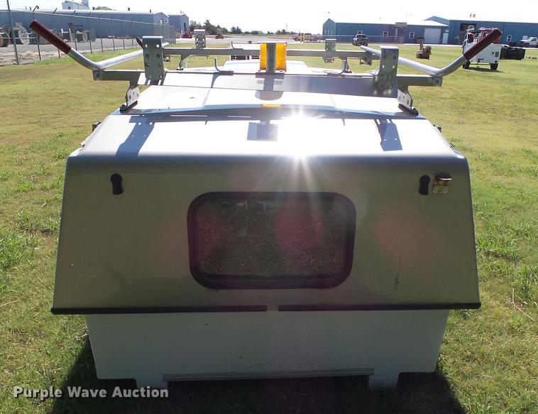 image for item DD5773 FX fiberglass topper