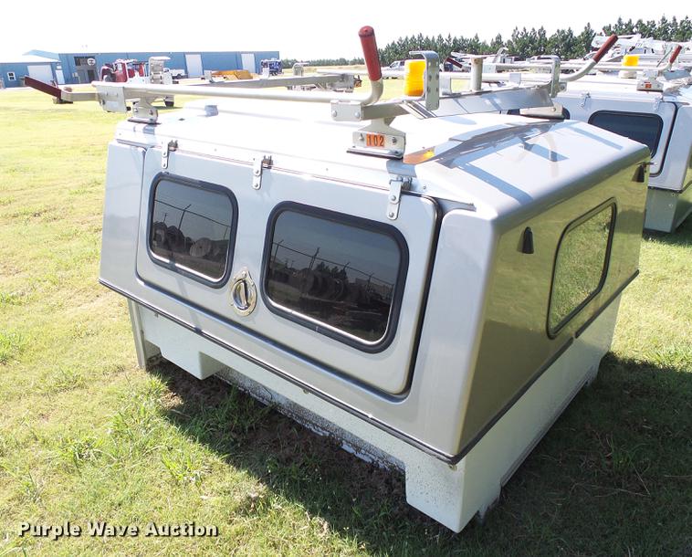 image for item DD5773 FX fiberglass topper