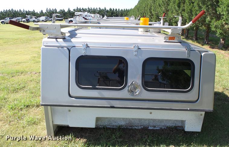 image for item DD5773 FX fiberglass topper