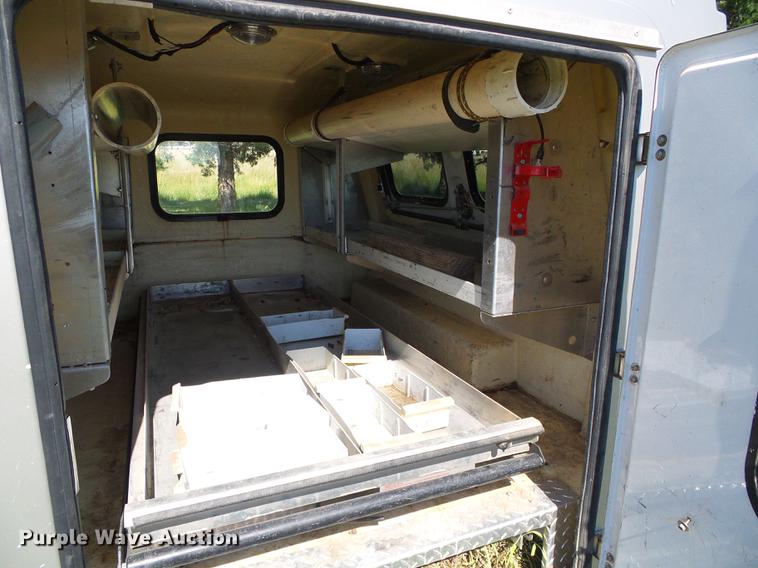 image for item DD5773 FX fiberglass topper